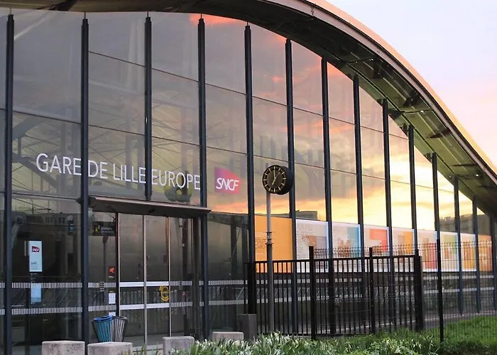 Charming 2 Bedroom - Old Lille